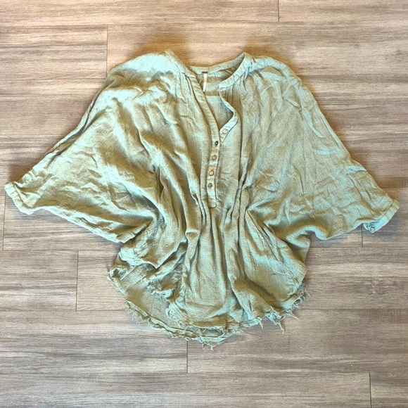 Free People Size Small Oversized Rustic Green Tunic With Buttons - Picture 2 of 4